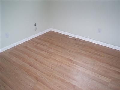 4th image of 3129 Cambridge Ct