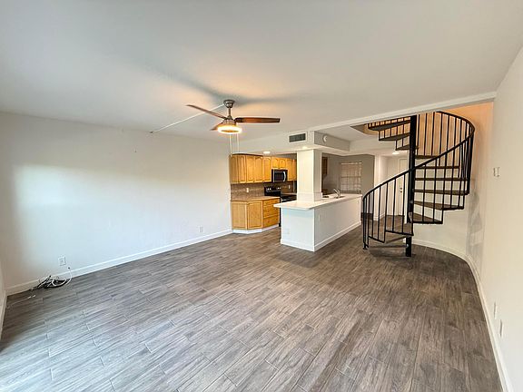 3rd image of 640 TENNIS CLUB Drive #307