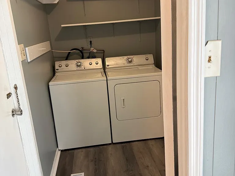 72 Edge Ln — Photo 16