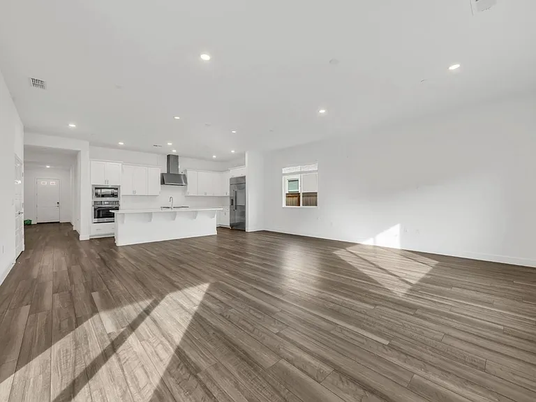 4236 Bellwether Way — Photo 13