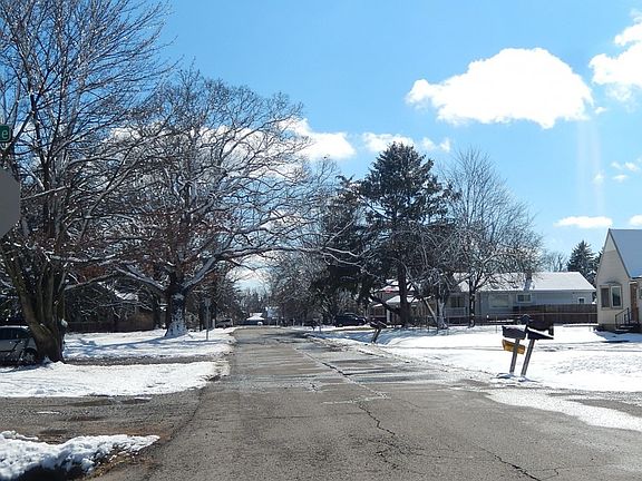 5th image of 24853 Woodland Dr
