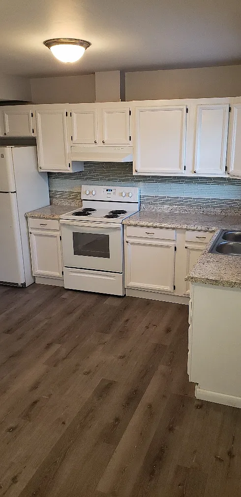 65 Newman Road - D — Photo 2
