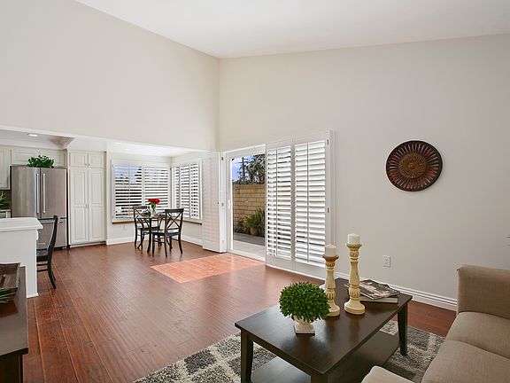 5th image of 9431 Tudor Ln