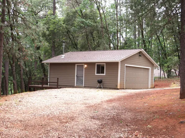 15249 Chattering Pines Rd, Grass Valley, CA 95945