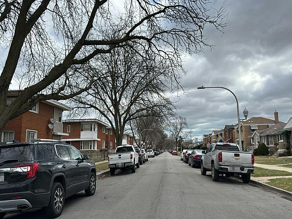 4th image of 5054 W Van Buren St APT E