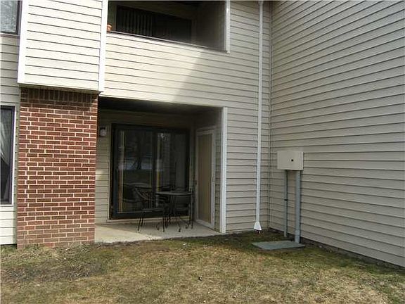 3rd image of 3A Southcreek Ct
