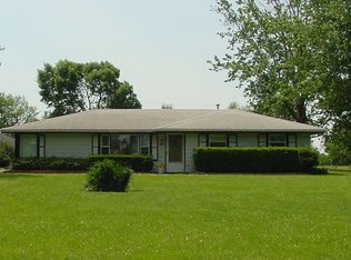 801 W Arlington Ln, Crete, IL 60417