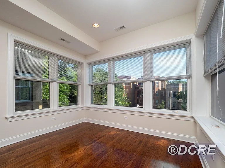 1311 W Winnemac Ave #2 — Photo 3