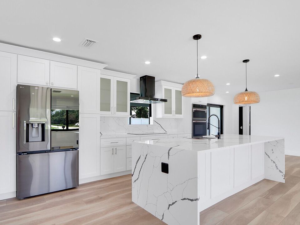 1st image of 4270 Gardenia Drive