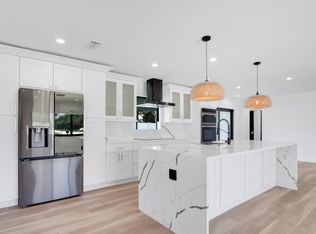 4270 Gardenia Dr, Palm Beach Gardens, FL 33410