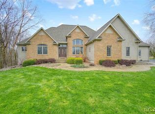 6828 Burton Rd, Adrian, MI 49221