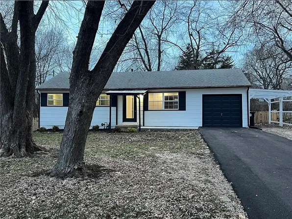 17126 Chula Vista Dr, Belton, MO 64012