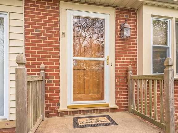3rd image of 1103 Blue Jay Ln