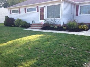 439 Avon Belden Rd, Avon Lake, OH 44012