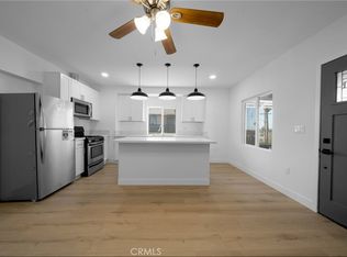 1438 N Summit Ave, Pasadena, CA 91103