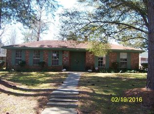 105 Rayburn Pl, Hattiesburg, MS 39402