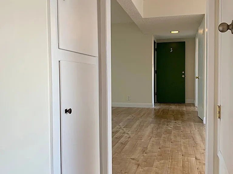3772 Lockland Dr — Photo 11