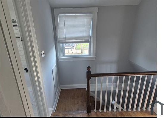 4th image of 45 Yorkway