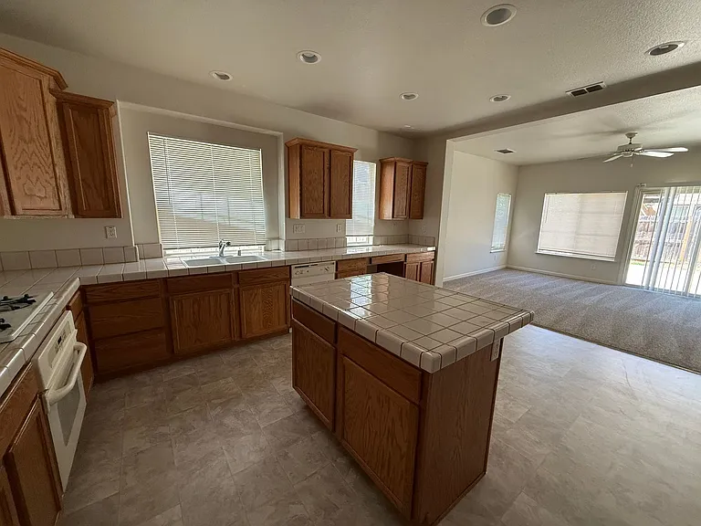 3588 Silverwood Rd — Photo 3