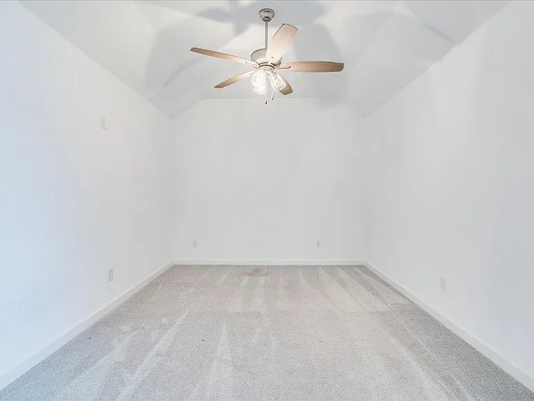 8008 Prairie Rye Dr — Photo 13