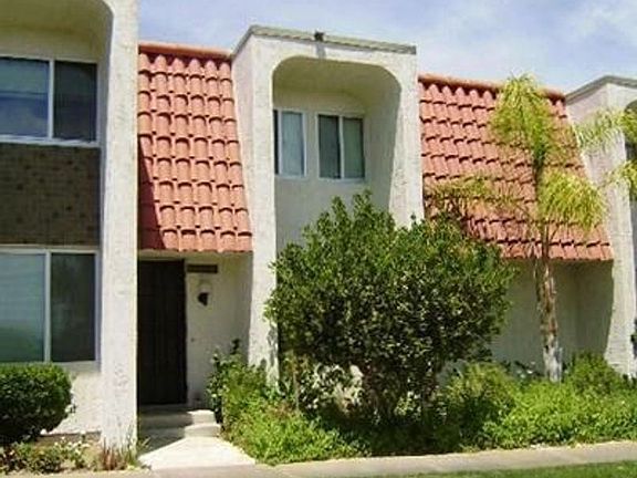 3rd image of 2274 N Indian Canyon Dr Unit B