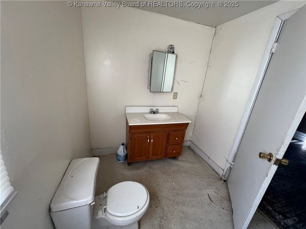 huntington-west-virginia-2053764254 picture