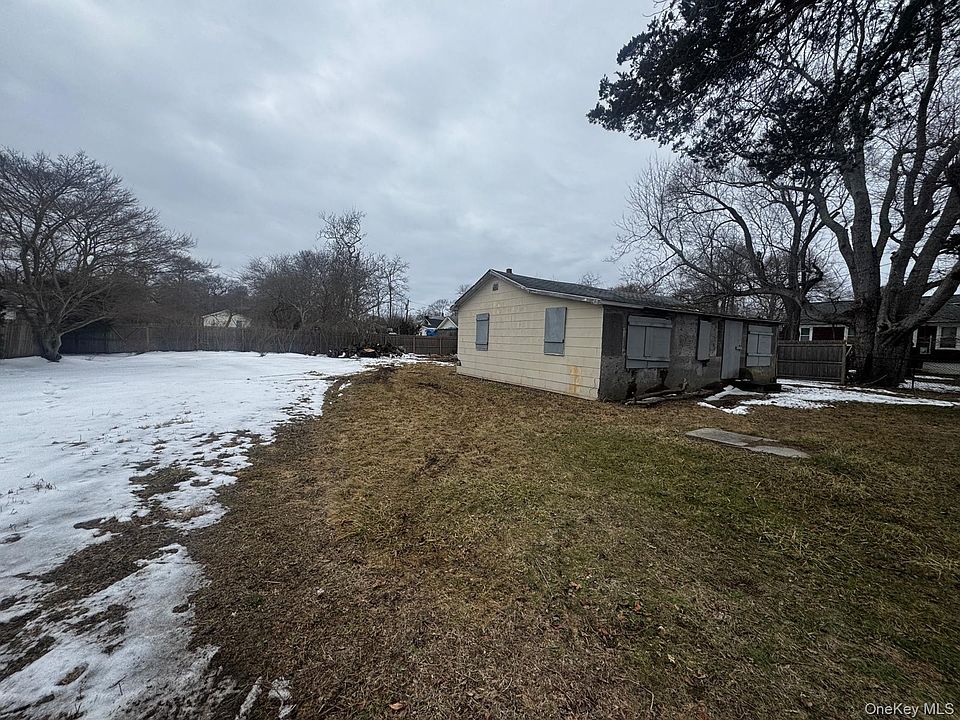 1st image of 72 Diana Drive