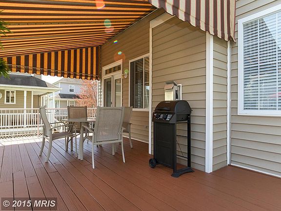 Large Deck for Entertaining