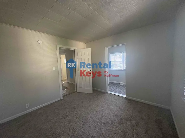 1418 Jackson Ave — Photo 13