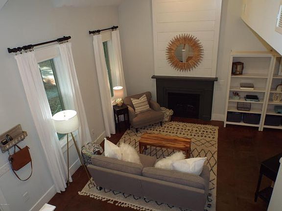 2nd image of 3 Loggerhead Ct