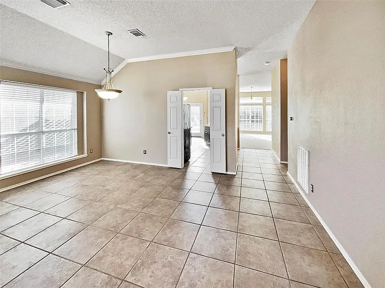 10701 Birmingham Dr — Photo 7