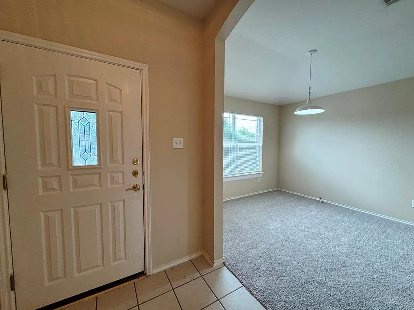 Nice 4 bedroom available in Riverside Grove subdivision! — Photo 3