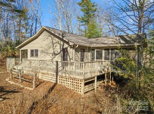 44 Big Raven Ln, Saluda, NC 28773