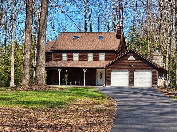 3rd image of 25 Old Farm Road