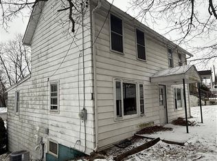 75 W Liberty Rd, W Alexander, PA 15376