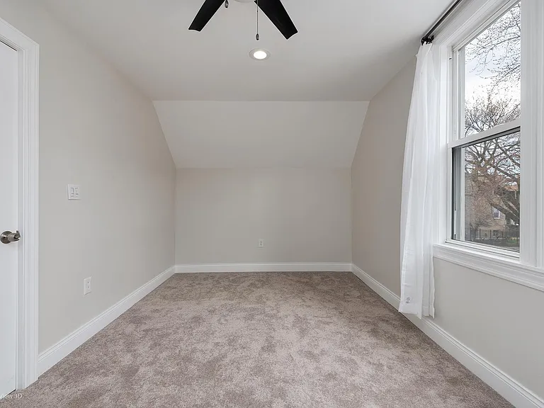 3420 W Shakespeare Ave — Photo 16