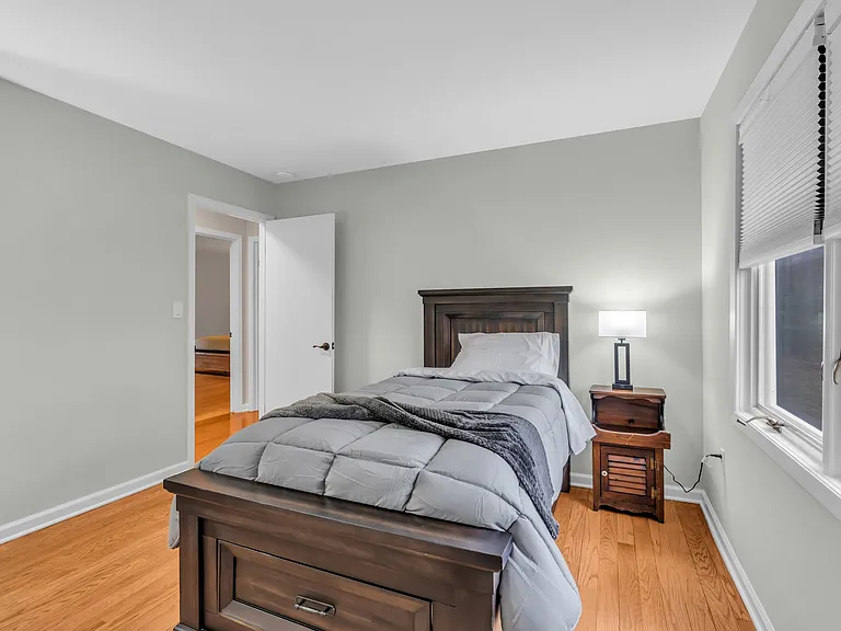 180 Hartshorne Rd — Photo 17