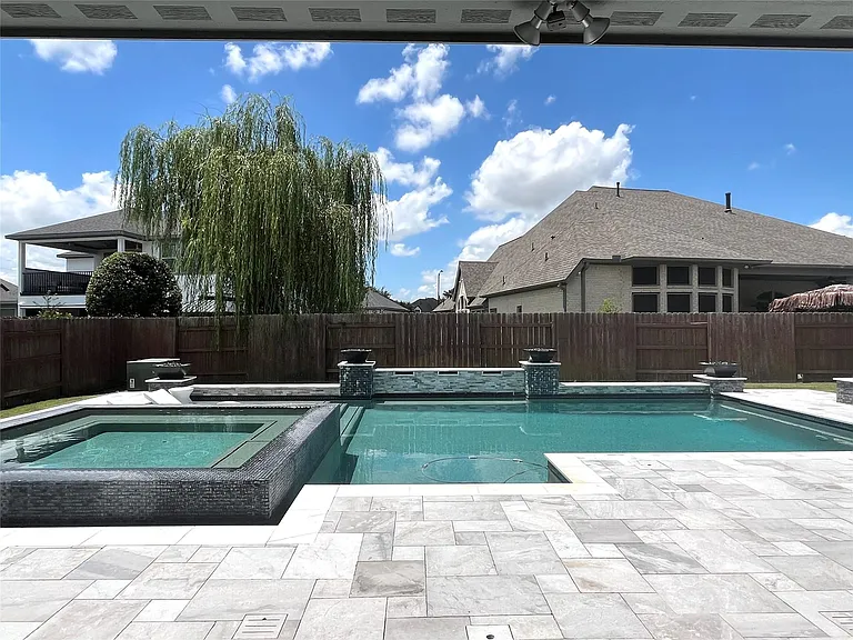 23707 Montclair Forest Trl — Photo 2