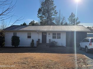 4220 Bonnetsville Rd, Clinton, NC 28328