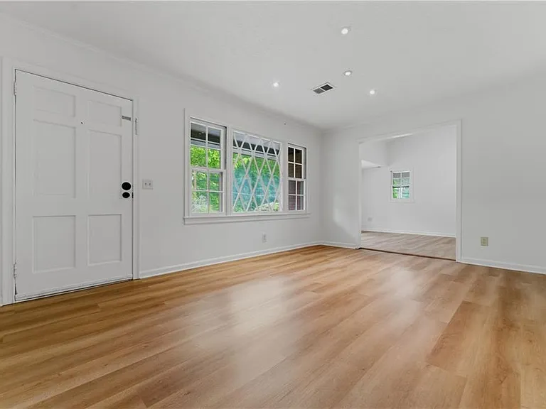 393 Old Acworth Rd — Photo 5
