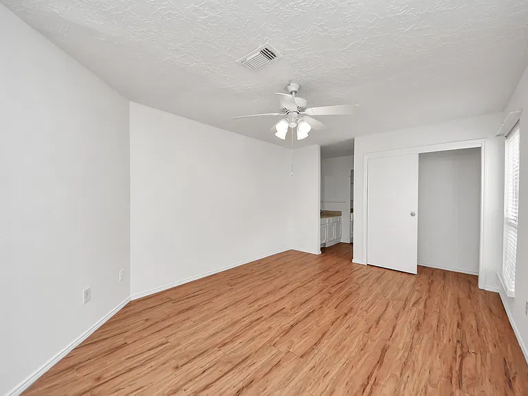 17003 Amidon Dr — Photo 14