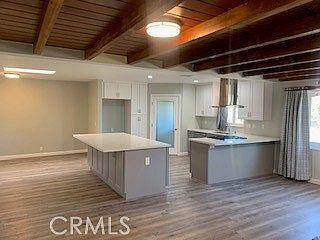 4th image of 33685 Washington Dr #33685