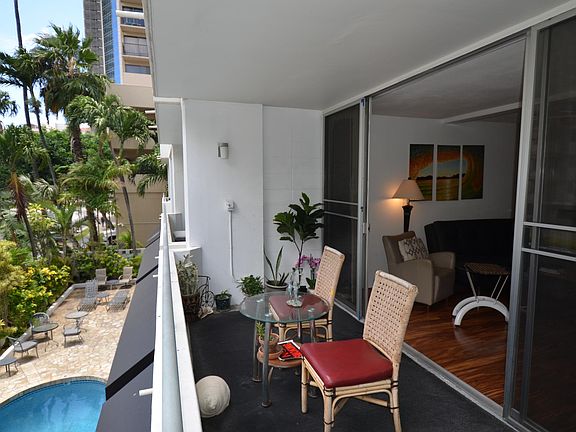 5th image of 430 Kaiolu St APT 204