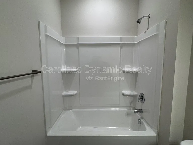 106 Titanium Dr — Photo 7