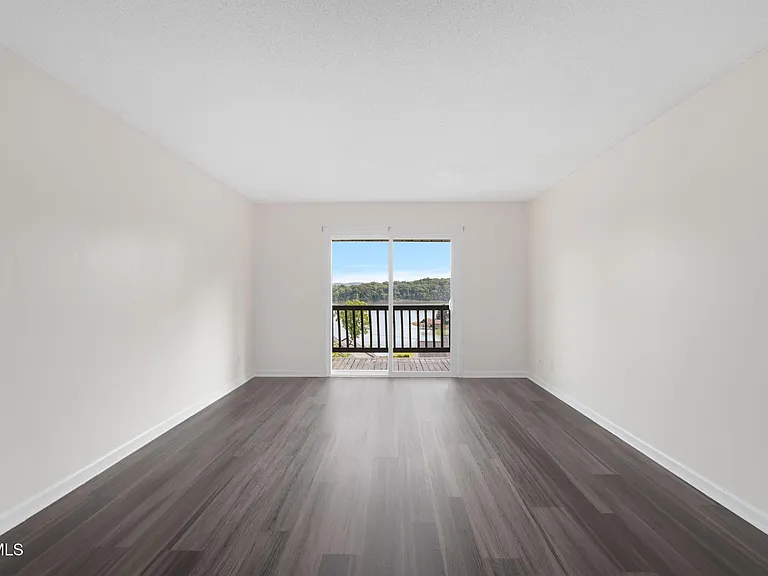 107 Angeline Dr #5 — Photo 8