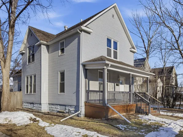 412 12th St N, Fargo, ND 58102