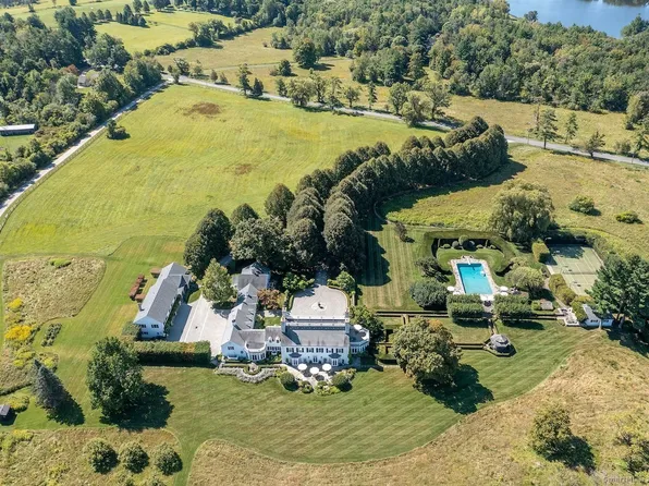 406 Wells Hill Road, Salisbury, CT 06039