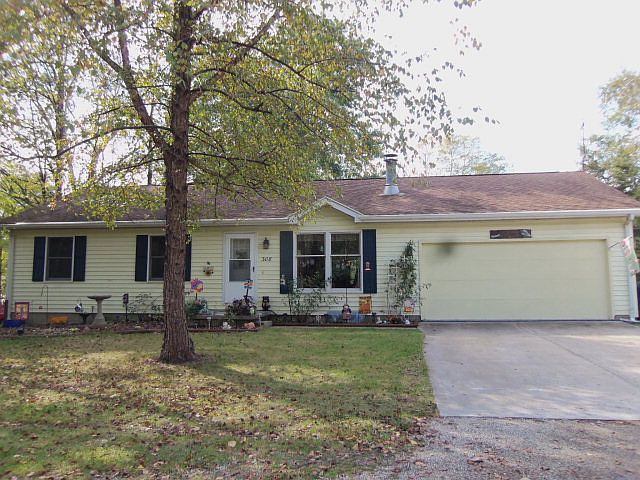1st image of 308 Eagle Bluff Dr