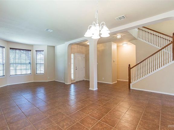 2nd image of 3907 El Sendero Ct