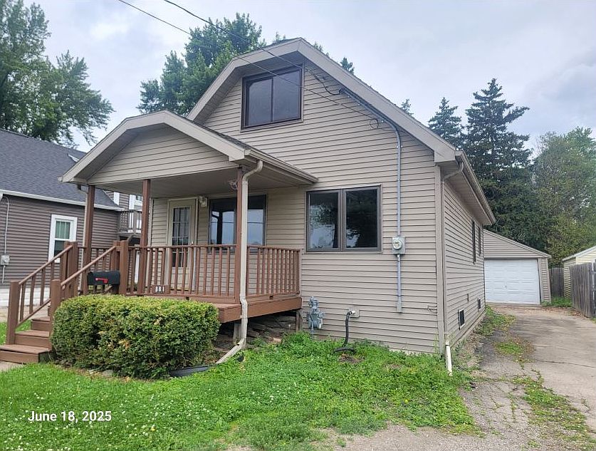 1st image of 881 Higgins Ave